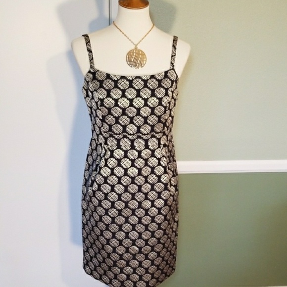 LIMITED EDITION DRESS - Picture 1 of 8